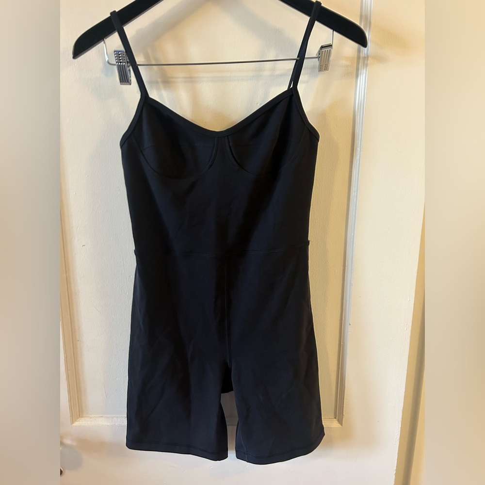 Wilfred Free Navy Top